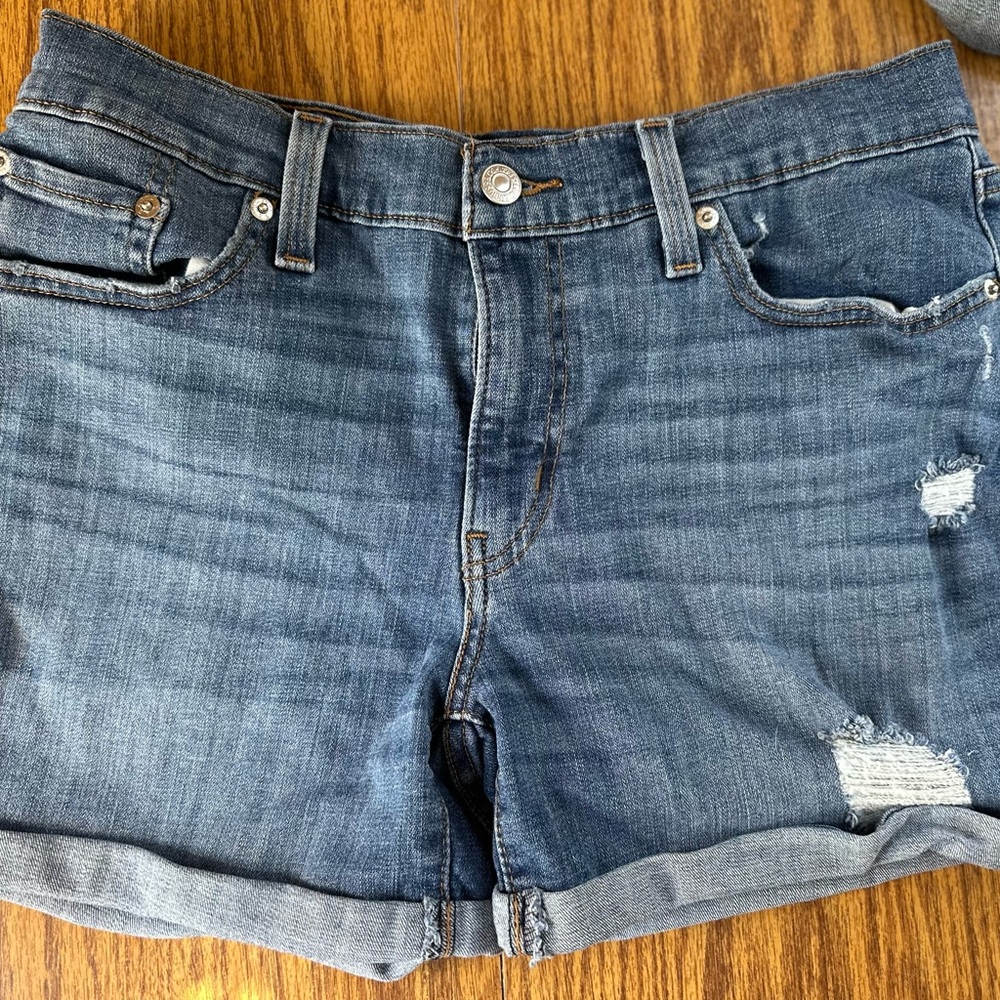 Signature by Levi Strauss Womens Jean Shorts - Dark Blue Light Blue Mid length - Picture 6 of 9